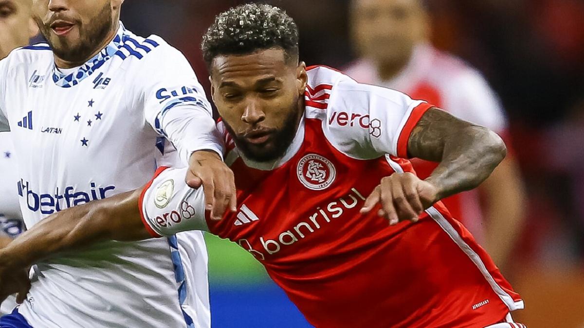 Wesley of Internacional in action during a Brazil Serie A game